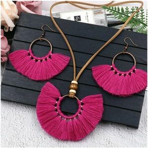 Earring and necklace tassel set